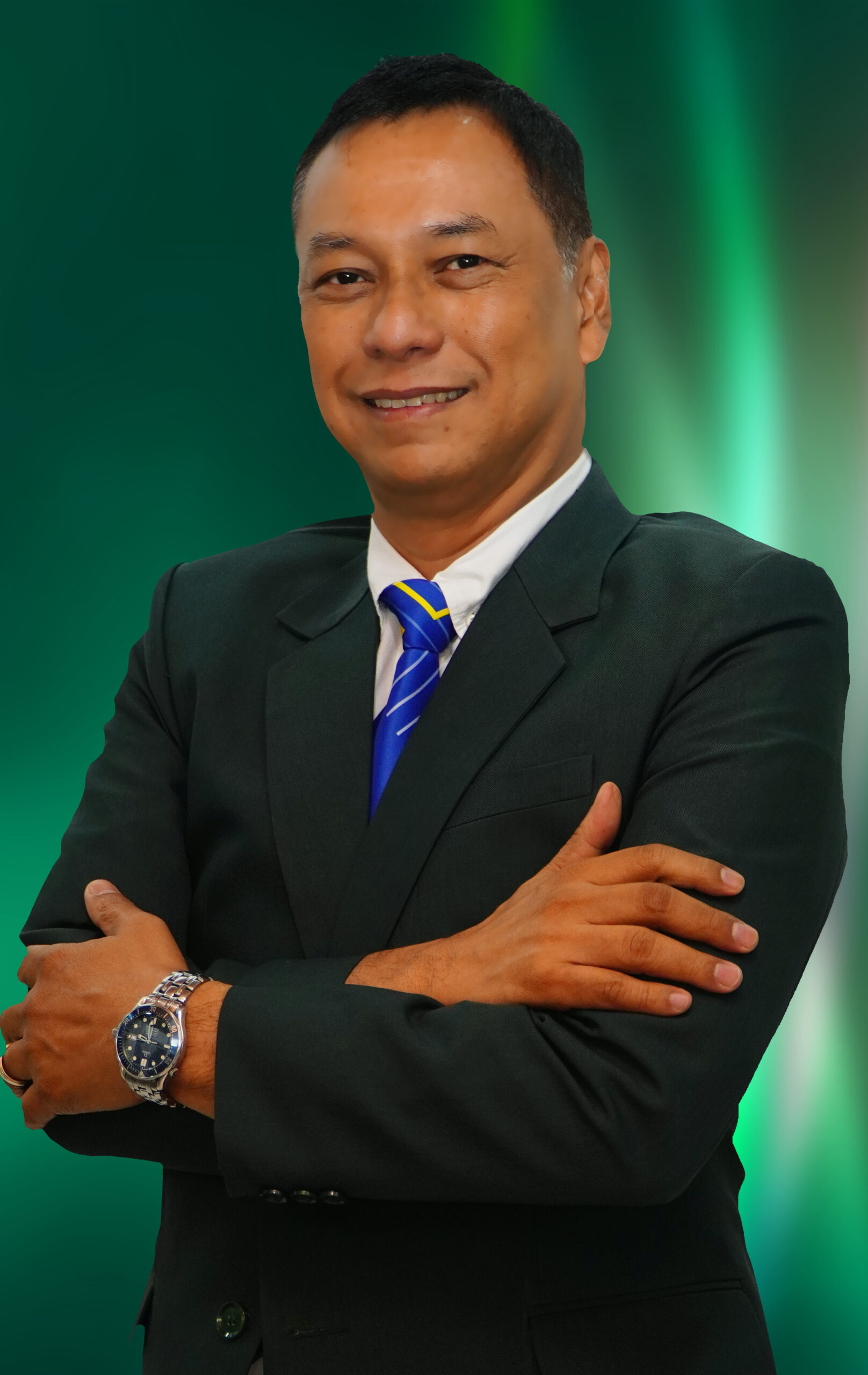 Nico De Leon (SDG for District Finance)